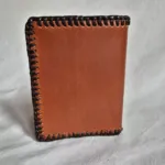 Cartera Monedero Interior Cosido en Cuero vista de lado